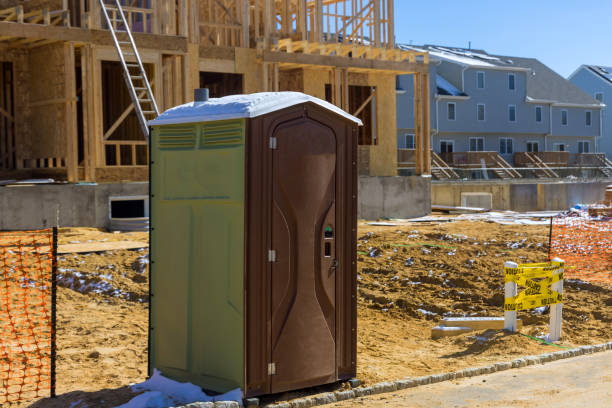 Best Portable bathroom rental  in Yorktown, IN